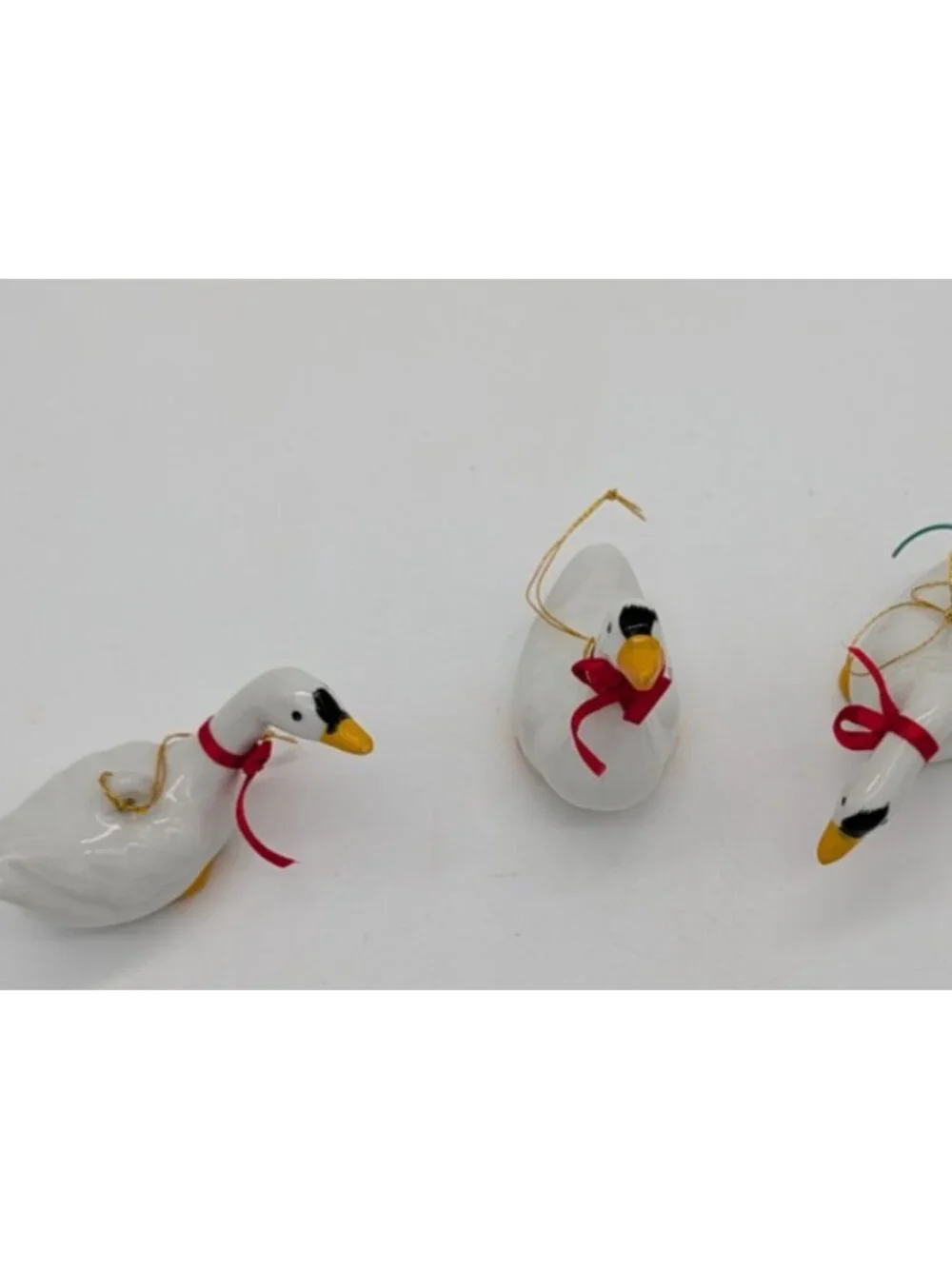 lot of 3 WHITE CERAMIC DUCK GOOSE geese w/RED BOW 2.5” ORNAMENT
